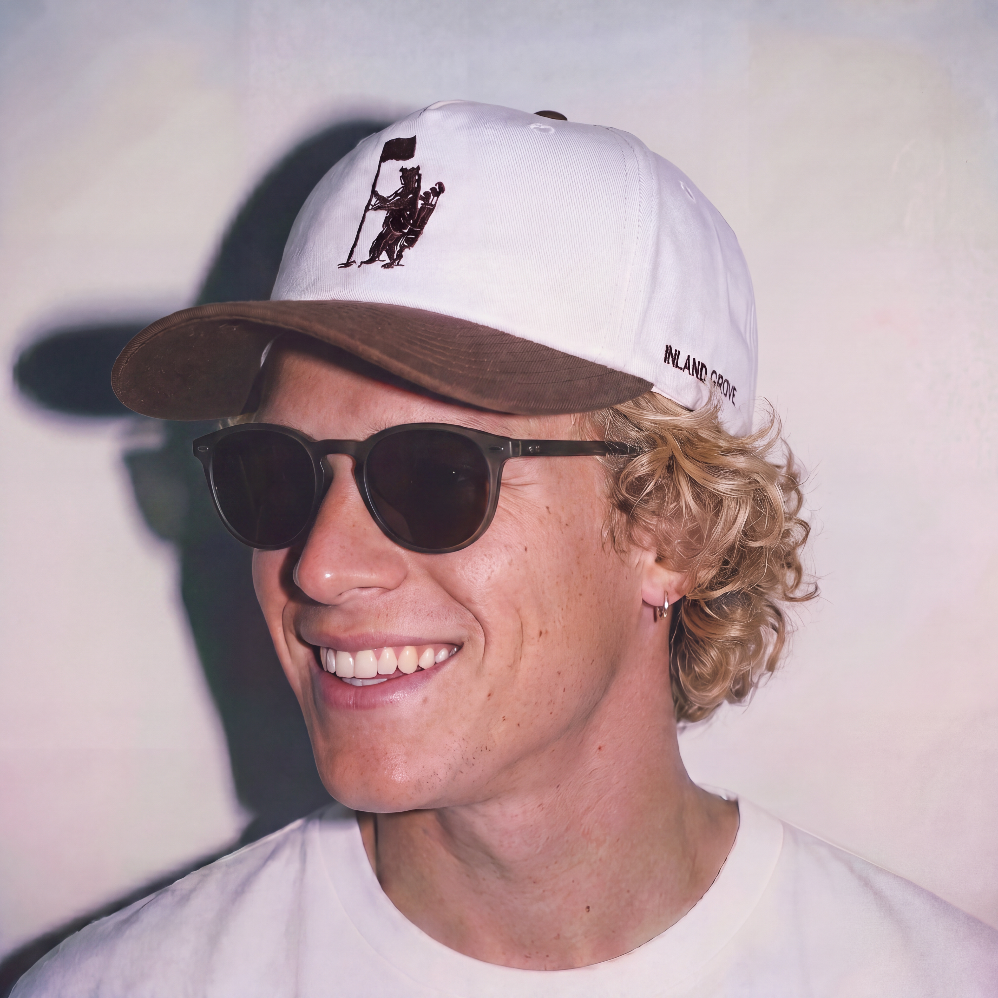 STANDING CADDY DAD HAT