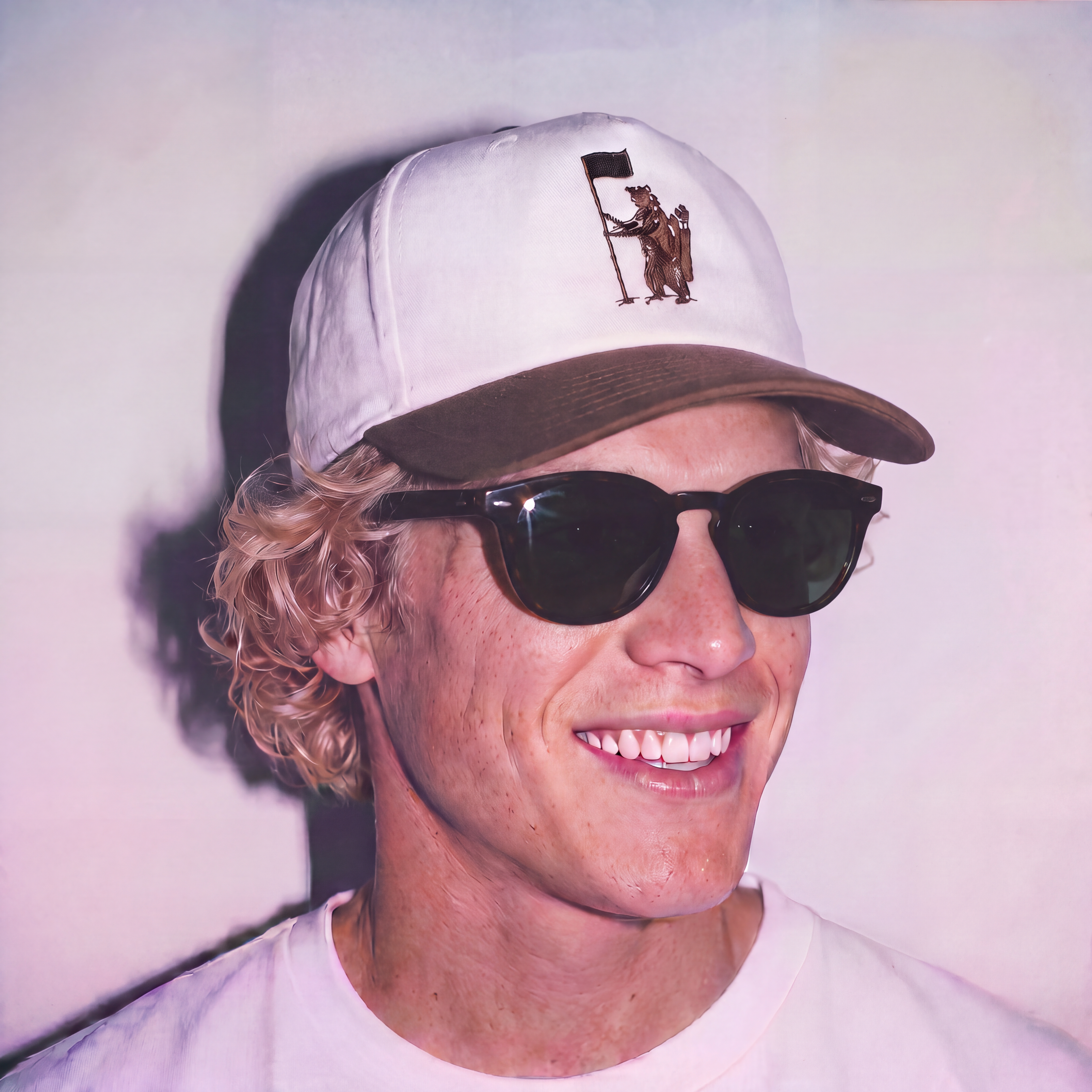 STANDING CADDY DAD HAT