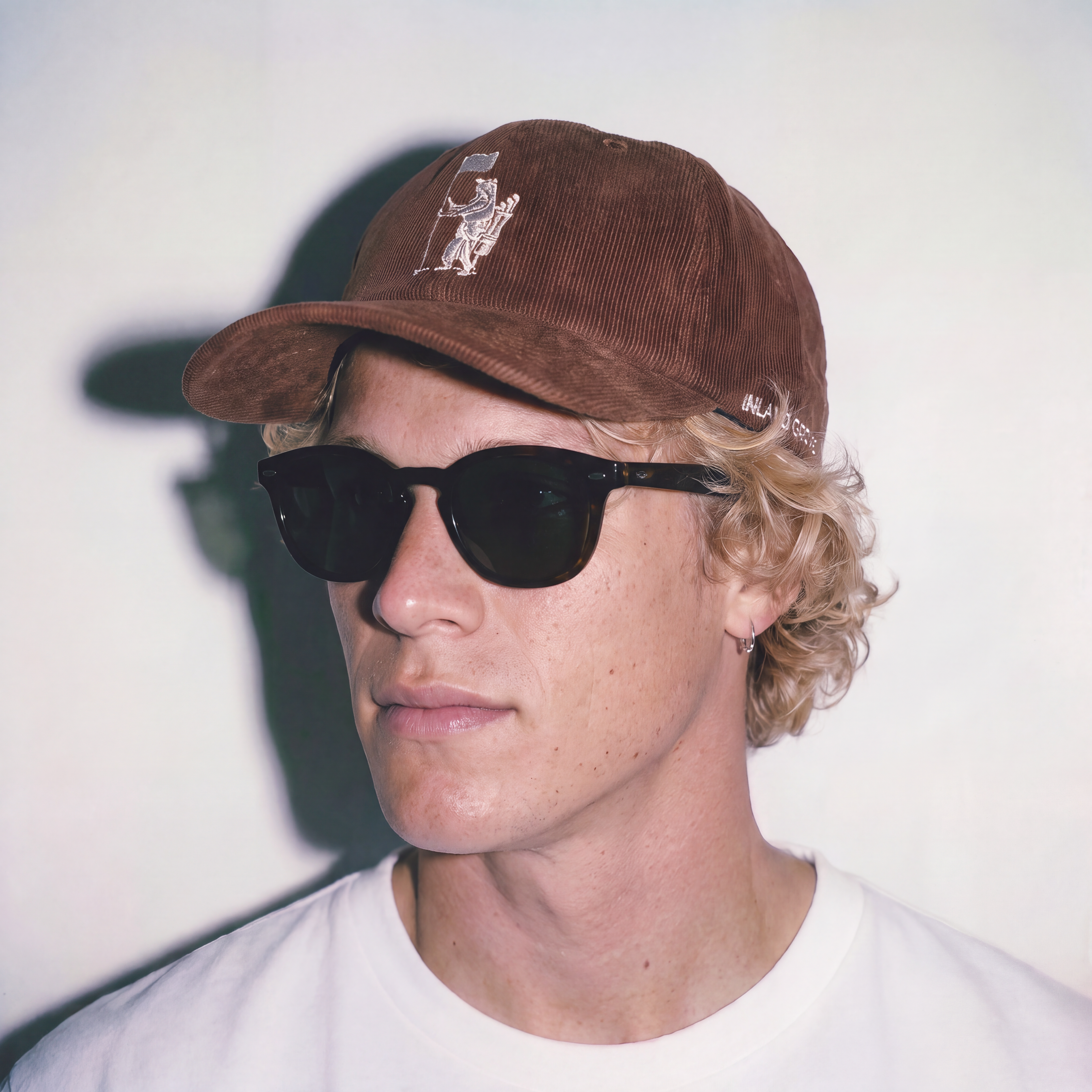 STANDING CADDY CORDUROY HAT