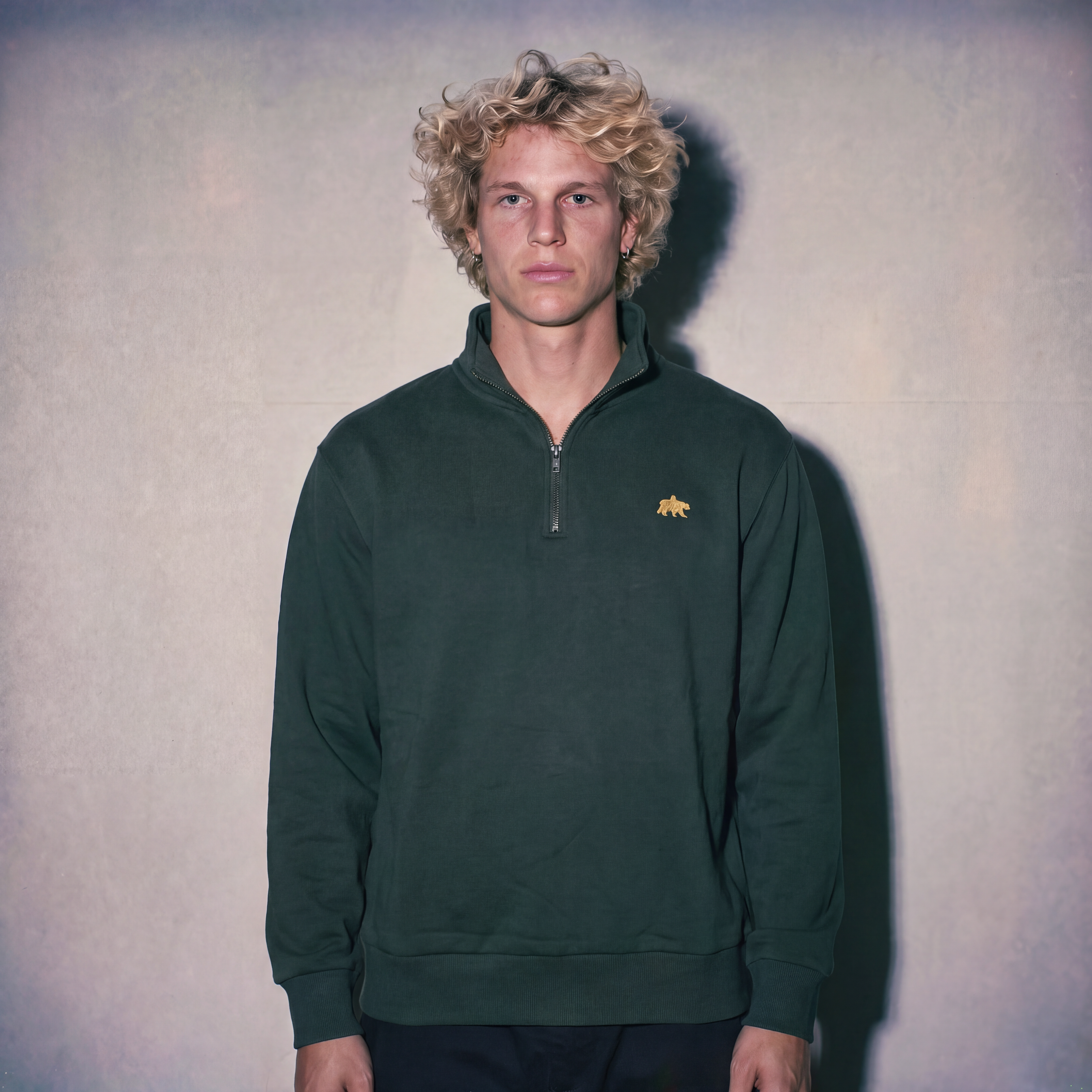 SIGNATURE QUARTER ZIP