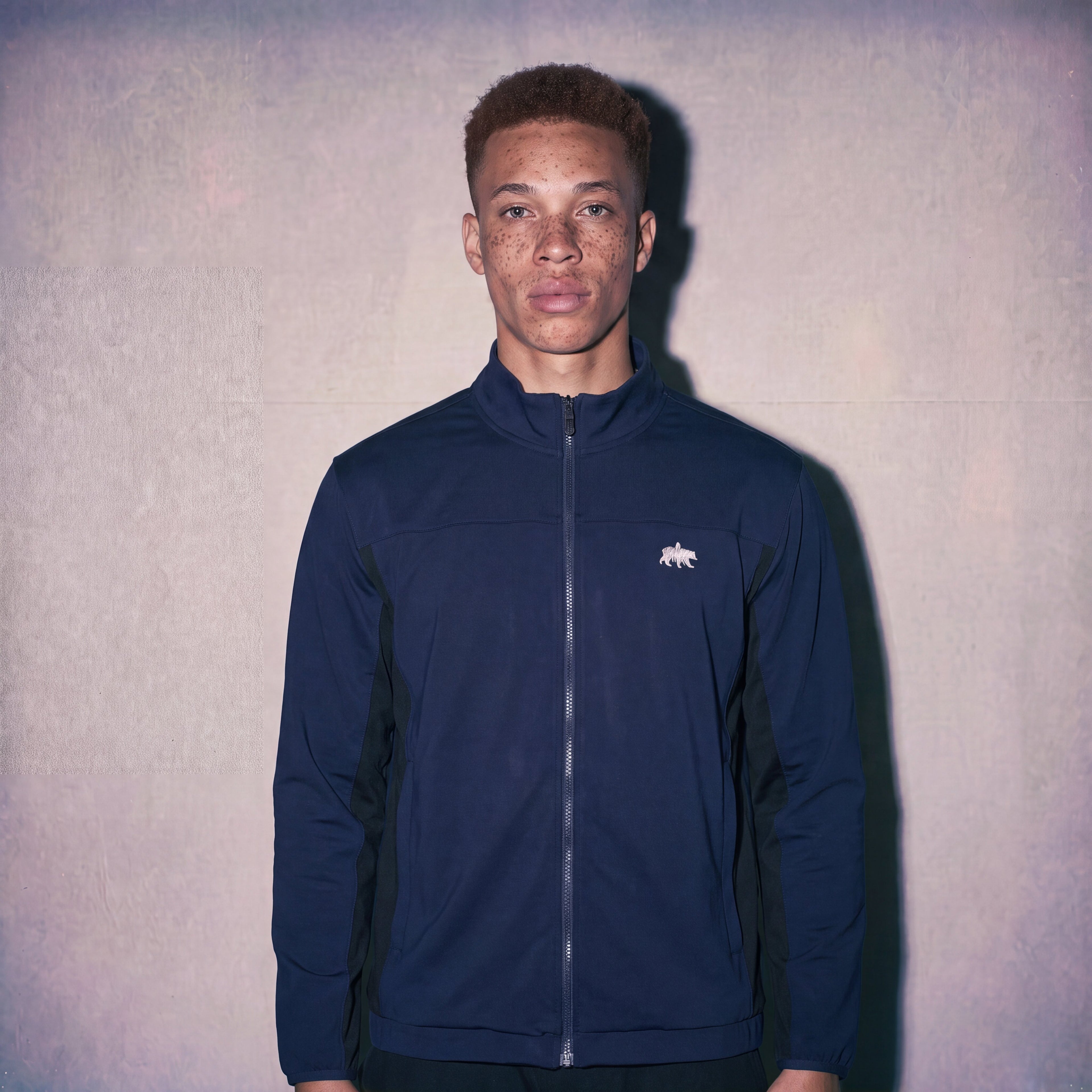 LIGHTWEIGHT FULL ZIP JACKET