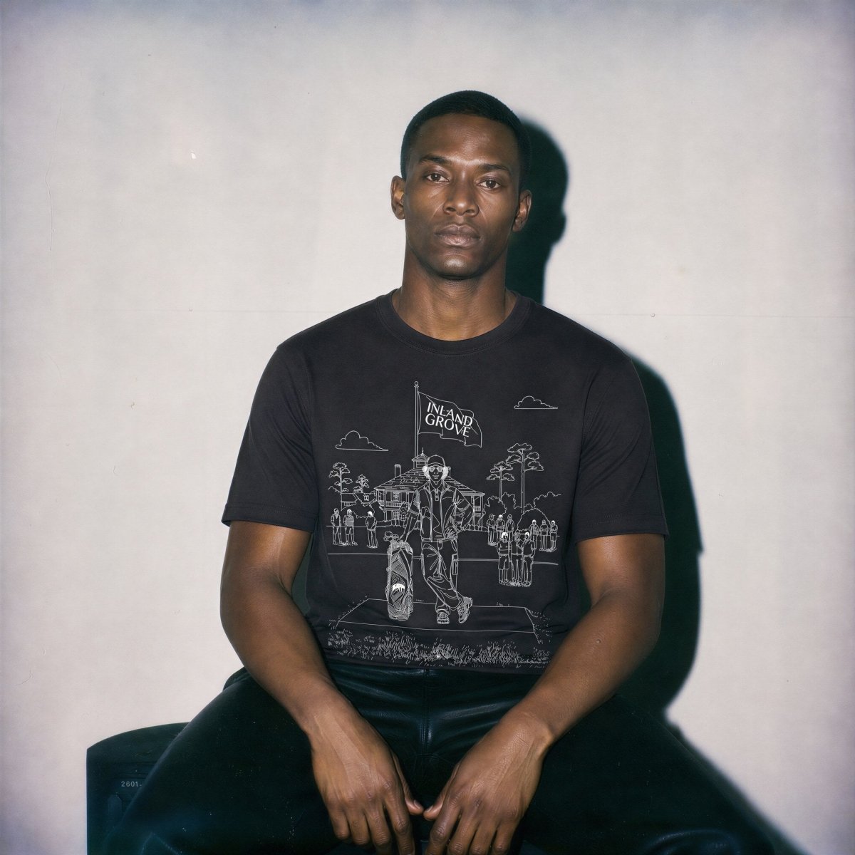 The Looking Out Tee - Inland Grove